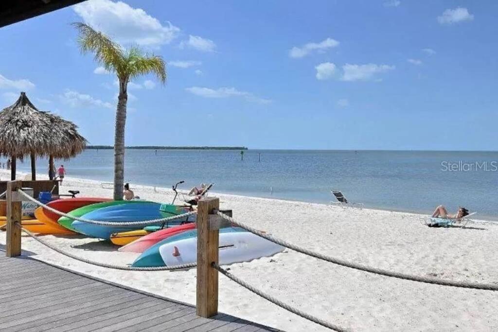 Bay View, Studio206, Beach Steps Away! Pool+Wifi 拉斯金 外观 照片