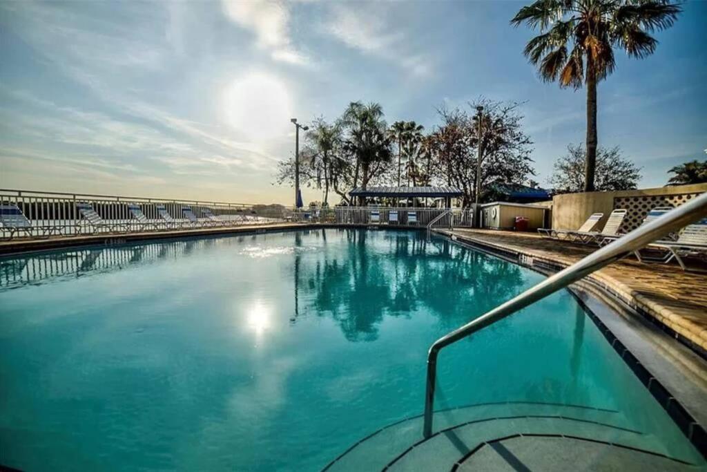 Bay View, Studio206, Beach Steps Away! Pool+Wifi 拉斯金 外观 照片