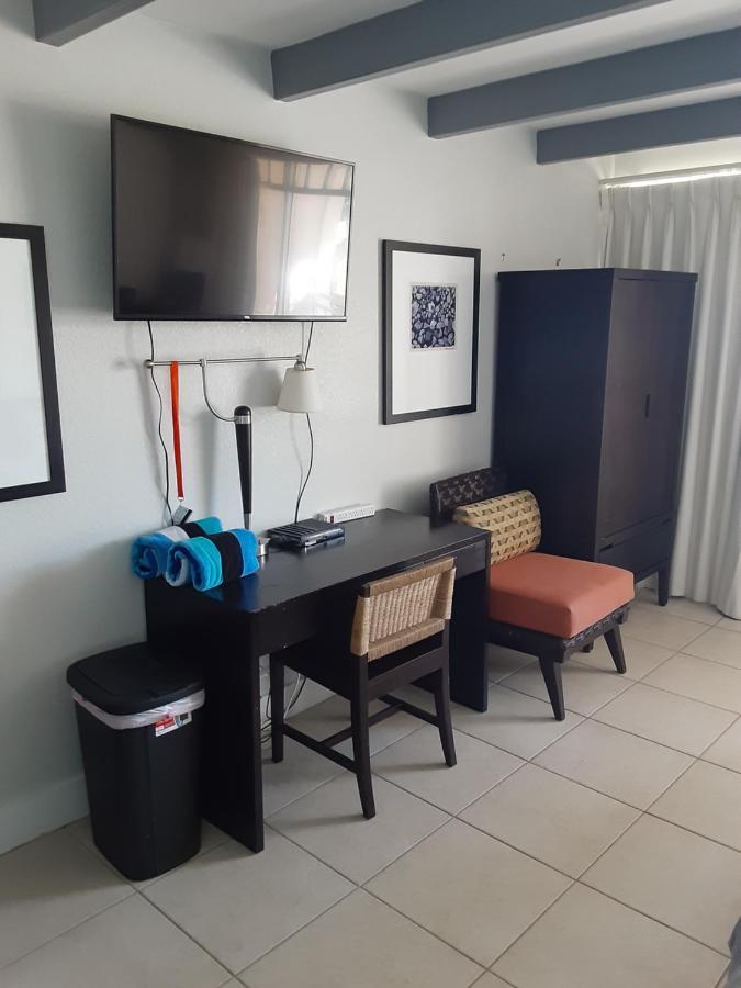 Bay View, Studio206, Beach Steps Away! Pool+Wifi 拉斯金 外观 照片